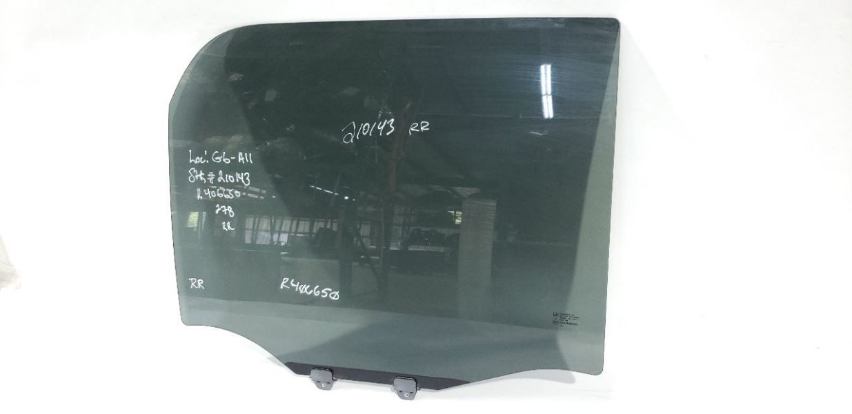 Passenger Rear Door Glass OEM 07 08 09 10 11 12 13 14 15 16 17 Acadia Item image 2