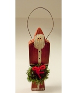 Christmas Ornament Primitive Santa Claus Wood Figurine Wreath - $5.99