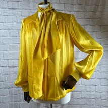 Vintage Roberto Avolio Amarillo Seda Mujer Blusa y Pañuelo Hecho en Ital... - $62.36