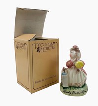 Avon Precious Moments Figurine Ready For An Avon Day Enesco Porcelain Japan - £9.41 GBP
