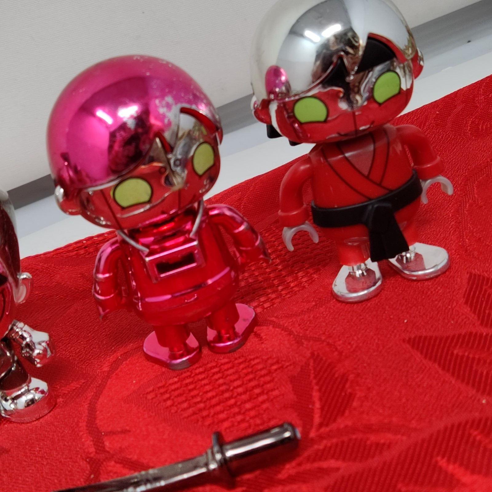 Ryan's World Ninja Warriors Mystery Figures Lot Of 5 Glow In The Dark Item image 4
