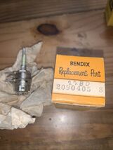 04BF 14BF Bendix Auto Radio Control 2090405-1  2090405-8 Ford Mercury 19... - $17.82