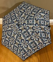 Vera Bradley Umbrella Lisbon Medallion Cool Floral Automatic 15384-15903... - $28.00