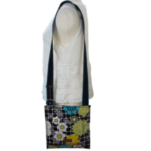 New ﻿Hadaki Floral Coated Fabric Crossbody Messenger Handbag Medium Vegan - $24.50