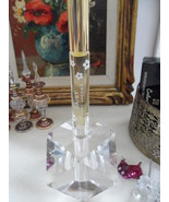 Daisy by Marc Jacobs Perfume crystal pedestal signed Oleg Cassini. 8&quot; - $1,280.33 MXN