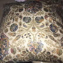 Ralph Lauren Marakesh Rug 1pc Deco Pillow 18&quot; Sq Nwt Beautiful - £78.88 GBP