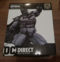 DC Direct Batman Black &amp; White by Freddie Williams II (Resin) Figure and... - £130.67 GBP