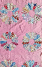 Vintage 1930&#39;s 40&#39;s Dresden Plate Pink/Multi Flour sack 72&quot; X 55&quot; Homemade Quilt - £180.13 GBP