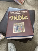 Illustrated Dictionary and Concordance of the Bible Hardcover- 1986 - £7.11 GBP