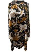 Woman’s Size 18/20 Floral Blouse New With Tags By Cato - $226.15 MXN