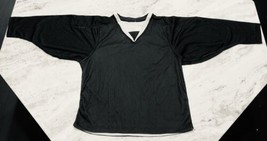 Johnny Mac’s Reversible Adult Medium Practice Hockey Jersey Black/White-New - £23.21 GBP