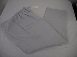 Women&#39;s Alfred Dunner Pull On Pants Gray White Striped 16P NEW - $26.70