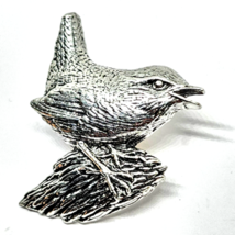 Wren Pin Badge Lapel Tie Pin Bird Jenny Wren Brooch English Pewter Uk Je... - $9.10