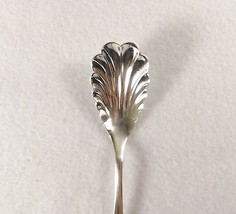 Antique Sterling Silver ROGERS CUTLERY Sugar Shell Spoon Shell Design ci... - $41.88