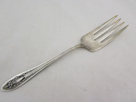 Wallace Lexor silverplate small meat serving fork 7 5/8&quot; - $7.68