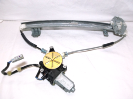 02-03   ACURA TL/  FRONT PASSENGER SIDE/  POWER WINDOW REGULATOR image 3