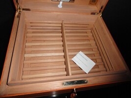 Brizard Airflow Humidor in Racing Orange Leather with cutter and lighter NIB image 10