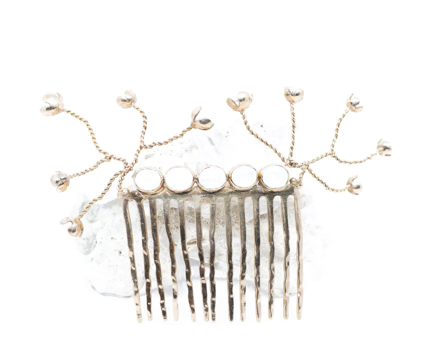The She Dreams Of Seashells Hair Couture - Gold - $210.22