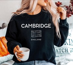 Cambridge England Sweatshirt, Vintage Women&#39;s Great Britain Crewneck Sweater, En - £33.47 GBP