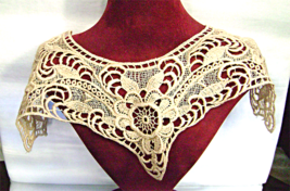 Victorian Ecru Lace Collar Antique Gross Point De Venice Dress Lace Trim - £14.09 GBP