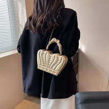 Laila ~ Luxury Queen&#39; Crown Handbag - £53.50 GBP+