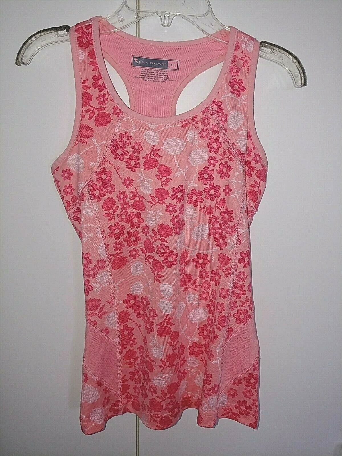 Primary image for TEK GEAR LADIES SLEEVELESS ATHLETIC TOP-XS-BARELY WORN-POLYESTER/SPANDEX-NICE
