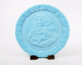 Fenton Blue Plate, &quot;Madonna on The Goldfinch&quot; 1972 Mothers Day, Glass Mi... - £15.44 GBP