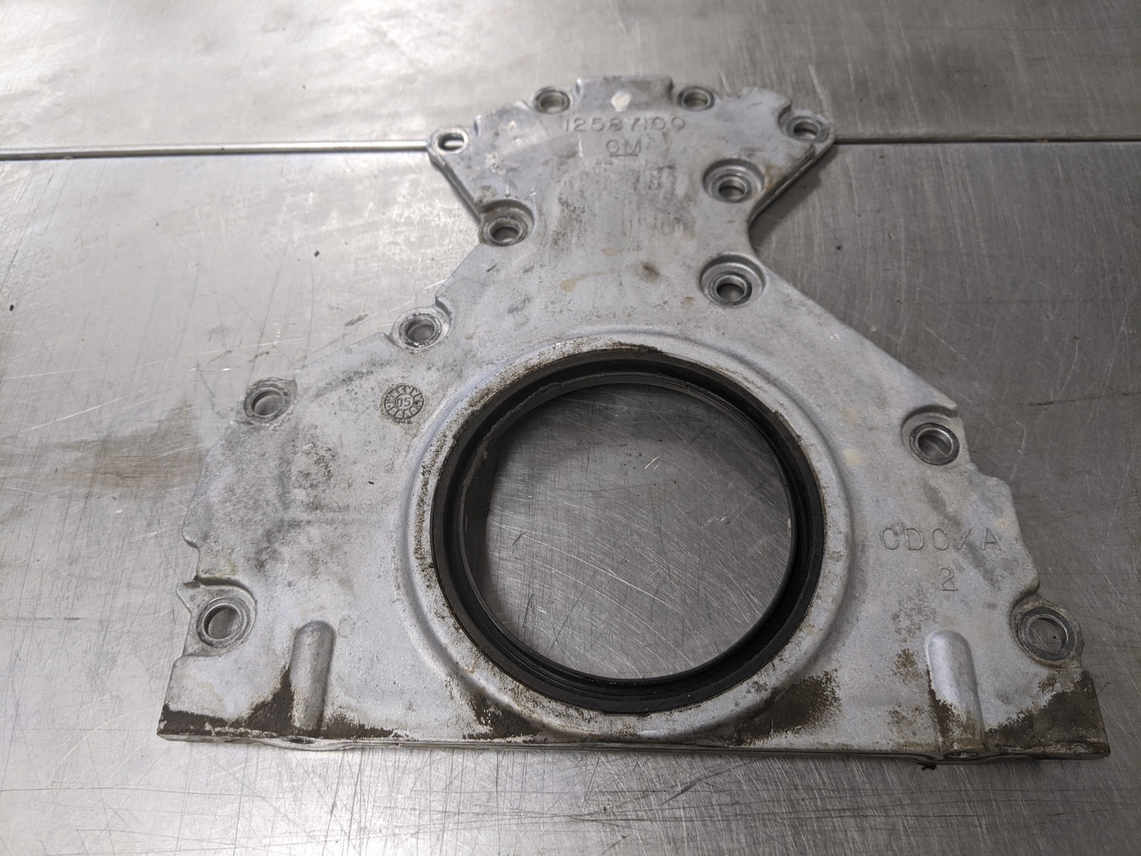 Rear Oil Seal Housing For 05-06 Pontiac Grand Prix  5.3 12587100 - $36.33