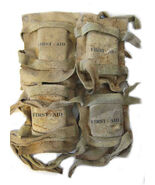 US Airborne First Aid Pack - Packet or Pouch Parachute Second Pattern WW... - $25.99