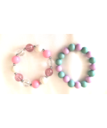 2 Women&#39;s Stretch Bracelets Multicolor Acrylic Beads 1 With Silvertone S... - $7.92