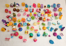 Shopkins lot of 100 Figures Mixed Seasons Happy Places World Vacation - £28.32 GBP