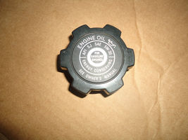 00-05 Toyota Celica GT GT-S ENGINE OIL FILLER CAP OEM M0133 image 4
