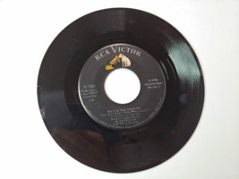 Elvis Presley 45 Record Wild in the Country I feel so Bad RCA Victor 47-7880 VG+ - $24.70