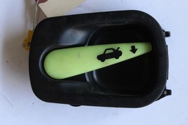 2001-2003 LEXUS IS300 REAR IN-TRUNK RELEASE LEVER K4827 image 2