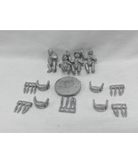 Hovels 25mm Men Sitting And Playing Poker Around A Table Metal Miniatures - $47.54 CAD