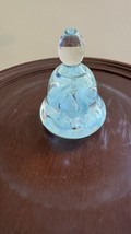 Vintage Joe St. Clair Glass Bell Shaped Periwinkle Blue Flowers Paperweight 4” - $8.87