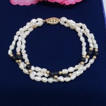 Vintage 3 Strand White Freshwater Rice Pearls Beaded Bracelet 7 1/2&quot; Long - £15.65 GBP