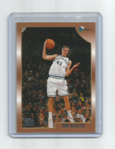 Dirk Nowitzki (Dallas Mavericks) 1998-99 Topps Rookie Card #154 - £9.56 GBP