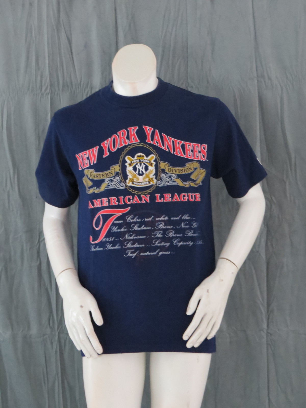 New York Yankees Shirt (VTG) - By Nutmeg Mills - Featuring Patch - Men's Large - $49.00
