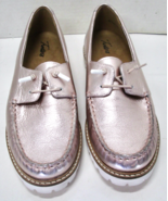 Trotters Farah Women&#39;s Slip Ons in Rose Gold - Size US 8 - $1,074.14 MXN