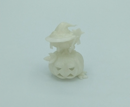 Jirachi On Pumpkin Pokemon Figure 2.5&quot; Glow In The Dark 3D Printed - £11.41 GBP