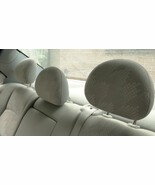 OEM 2002 MERCEDES BENZ C180 W203 Saloon Rear Headrest Fits Right Or Left - $30.45 CAD