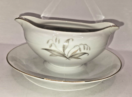 Kaysons Fine China Golden Rhapsody 1961 Gravy Boat With Attached Under Plate - £9.27 GBP