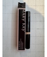Mary Kay Undereye Corrector - $299.54 MXN