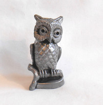 Vintage 2 inch PEWTER OWL FIGURINE  BIRD - $8.99