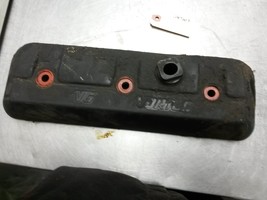 Right Valve Cover For 96-98 Chevrolet C1500  4.3 12554257 - $39.55