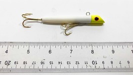 Gotcha Plug from Sea Striker 1oz White with Chartreuse Head and Treble Hooks - £3.98 GBP