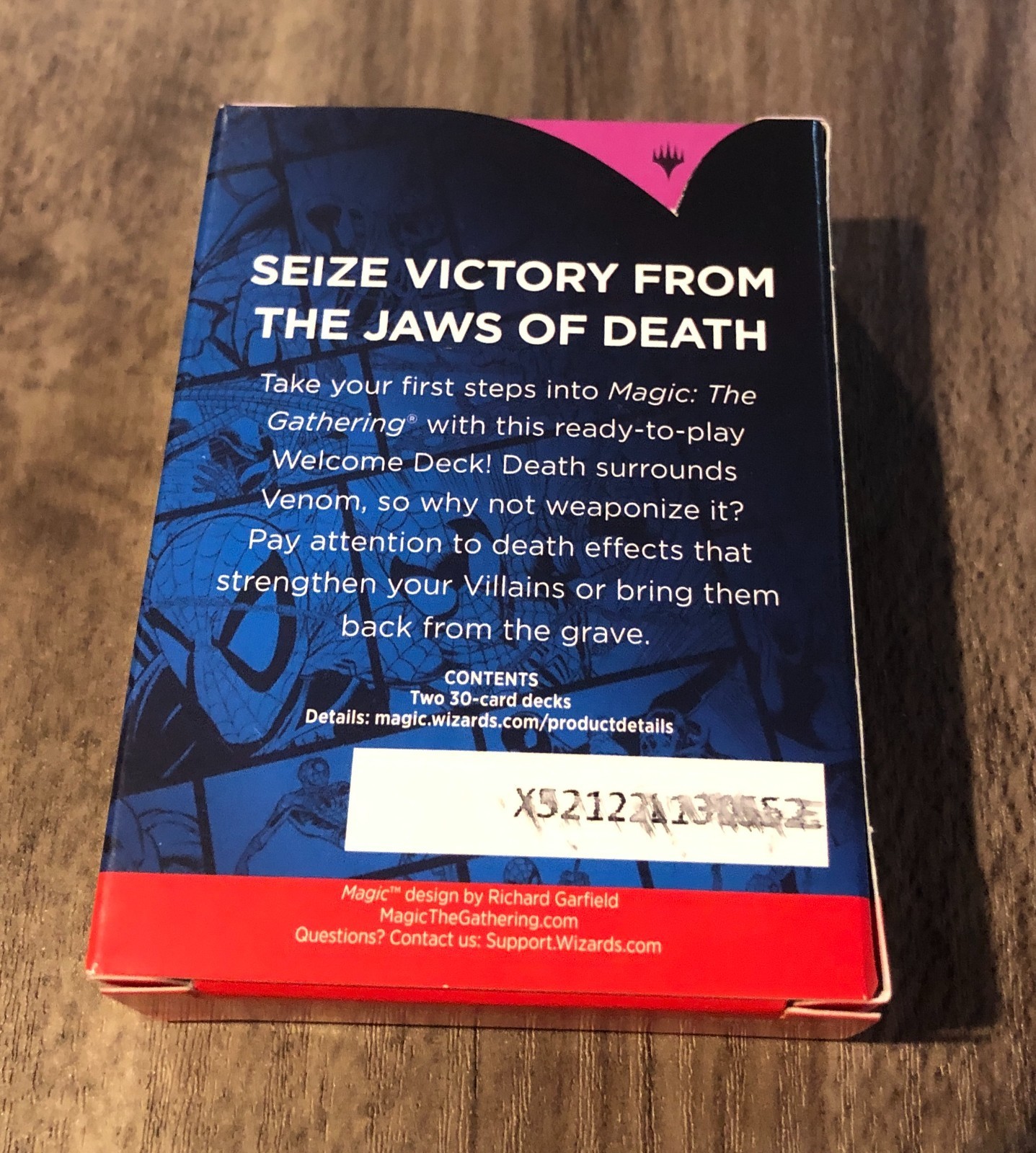 NYCC 2025 HASBRO MAGIC THE GATHERING SPIDER-MAN WELCOME DECK BLACK VENOM SDCC Item image 4