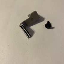 Brother 920D Serger Sewing Machine Replacement OEM Part Feed Dog - $18.00