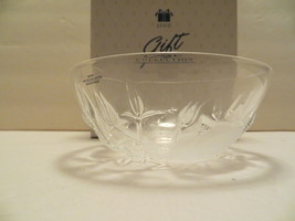 Avon Roses Roses 24% Lead Crystal D&#39;Arques Durand Lucia Frosted Bowl - £6.30 GBP